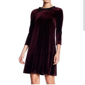 🎀 Betsy Johnson beaded collar velvet dress